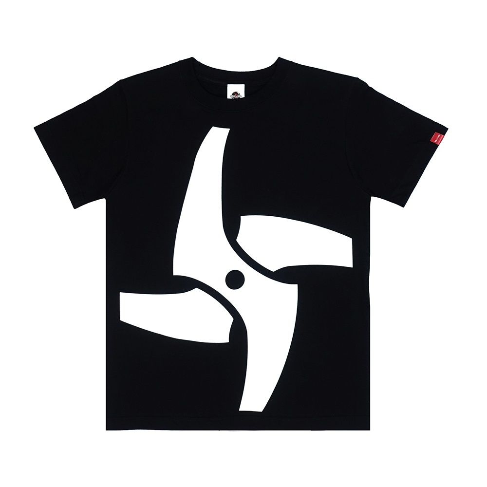 Shuriken  T-shirt  size M