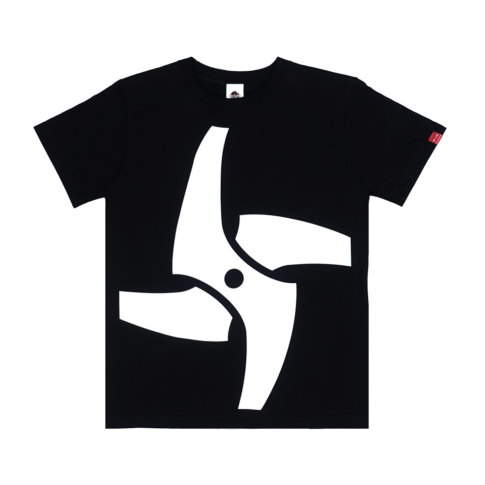 Shuriken  T-shirt  size L